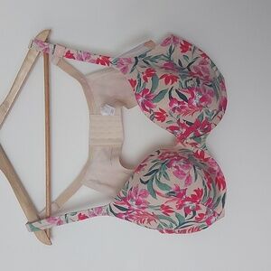 NWT Cacique Lightly Lined T Shirt Bra Tropical Print Size 46D